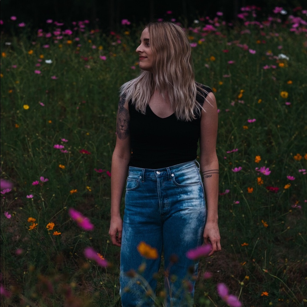 Meet your Posher, Emily